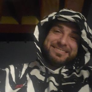 Meet your Posher, Cris